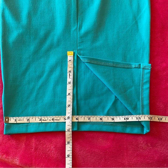 Bebe Turquoise Midi Knit Pencil Skirt Size XS NWT - Picture 15 of 16